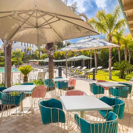 Barcelo La Nucia Palms Hotel Bagian luar foto The pool at the W South Beach